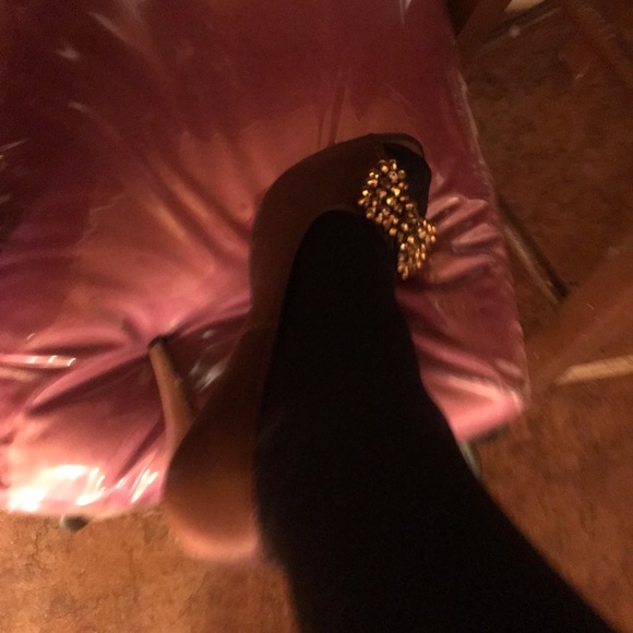 Chinese Laundry Pumps-Lyndon - Picture 8 of 11